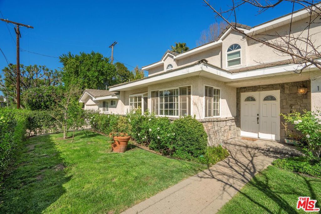 Photo of Listing #26665593