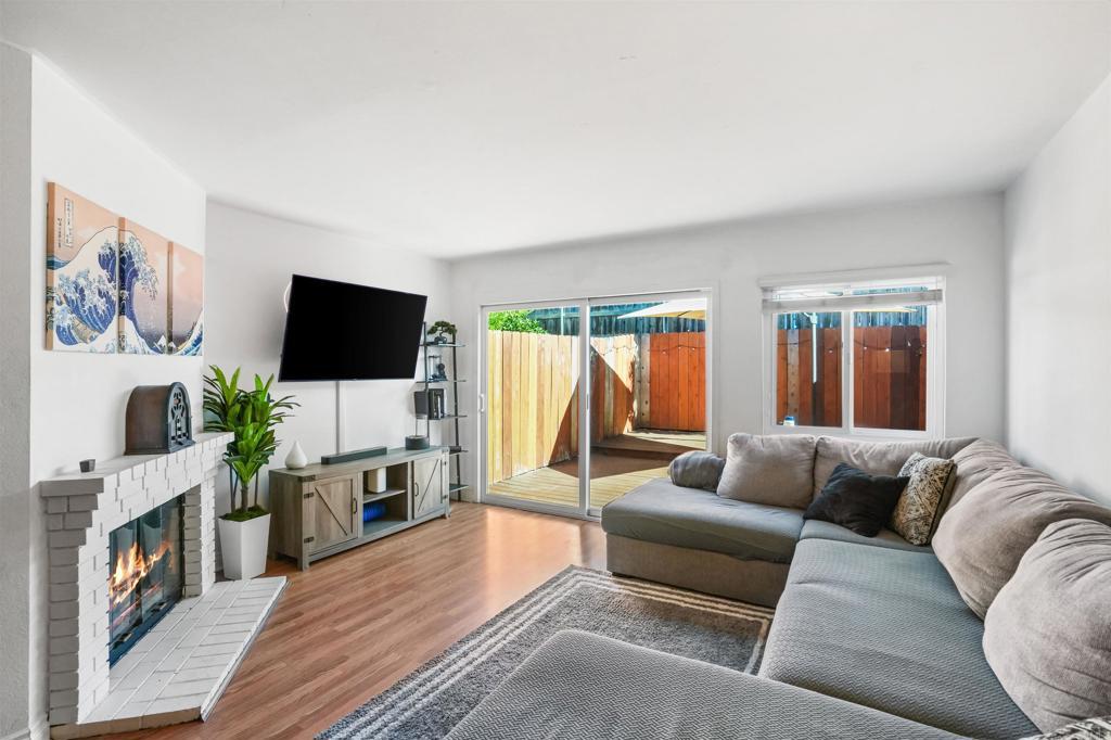 Photo of Listing #PTP2602105