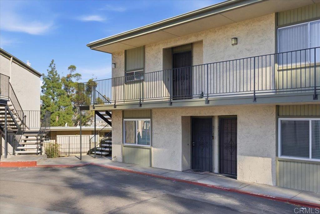 Photo of Listing #PTP2602106