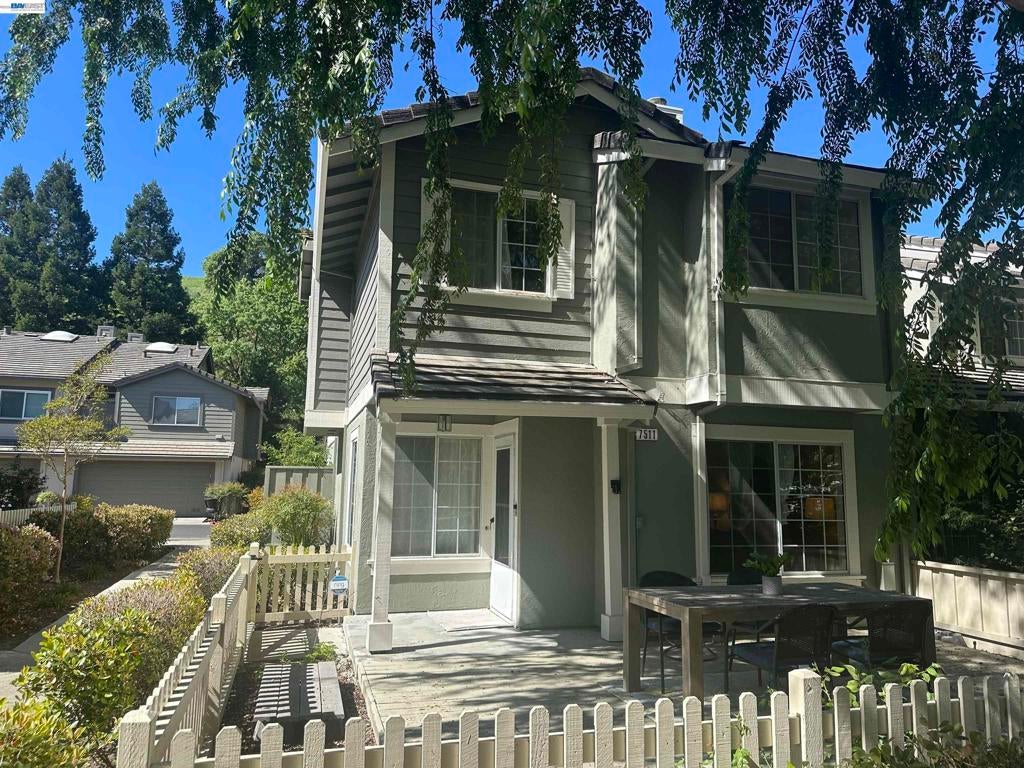 Photo of Listing #41127792