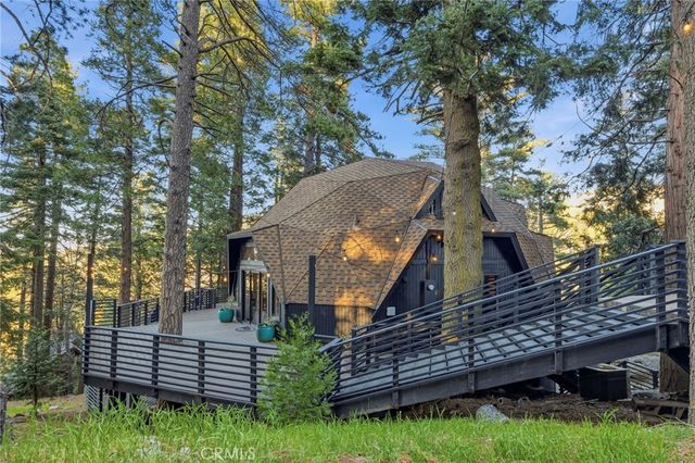 1349 Valley View, Crestline