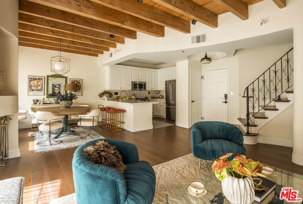 Photo of Listing #26663705