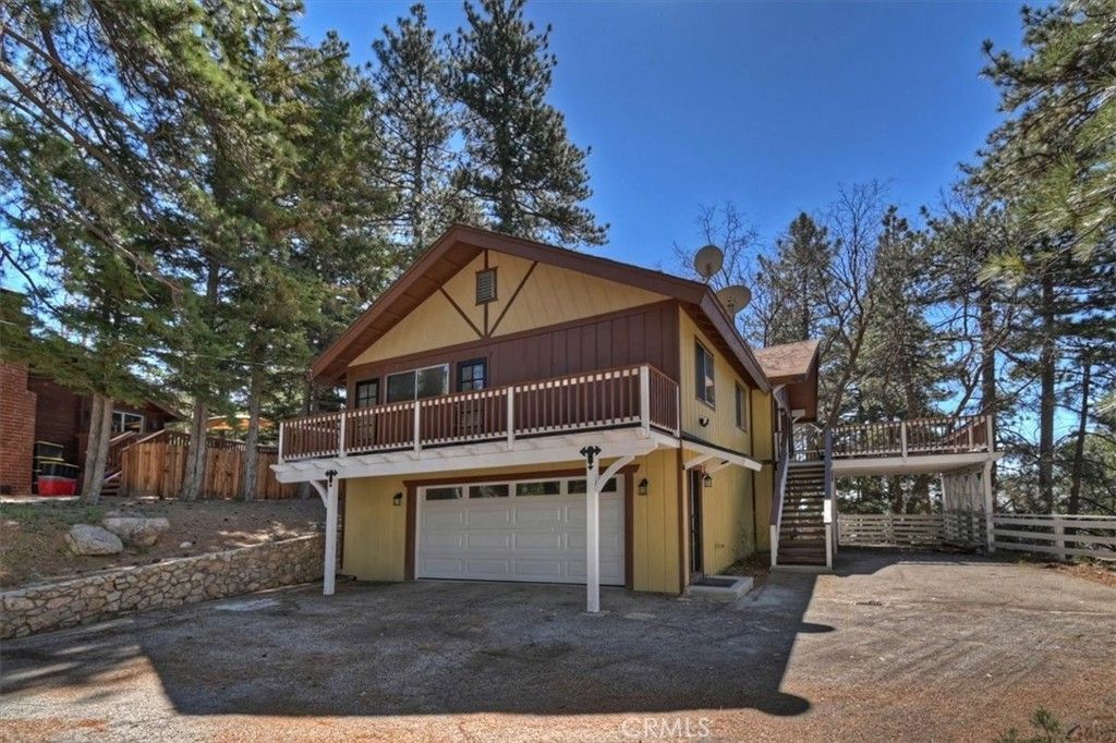 30573 Live Oak, Running Springs