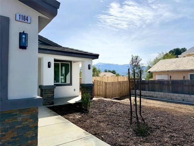 1164 N Hermosa Avenue, Banning