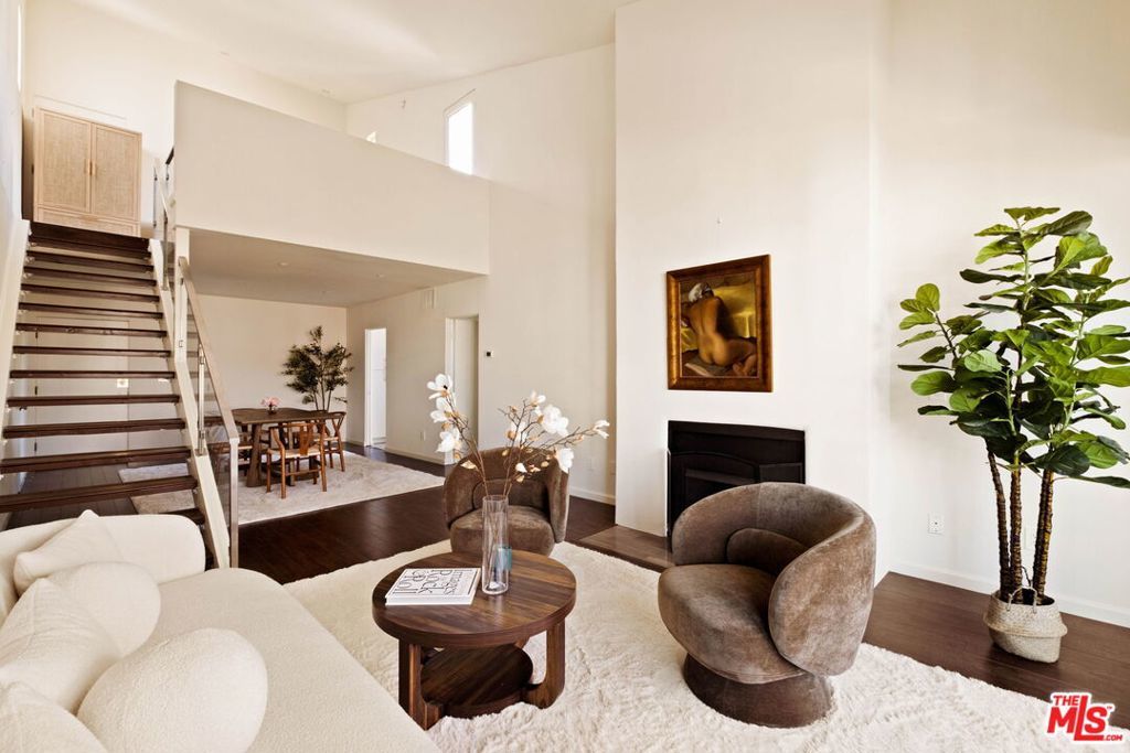 Photo of Listing #26666883