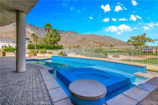542 Bella Cara, Palm Springs