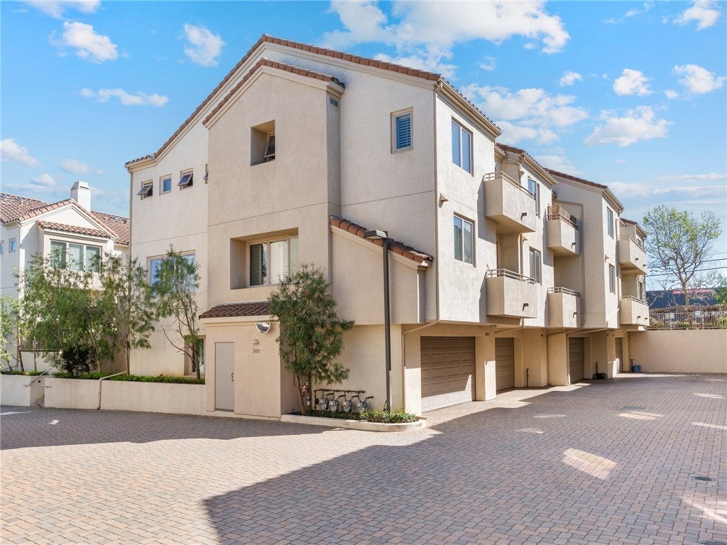 Photo of Listing #SB26056302