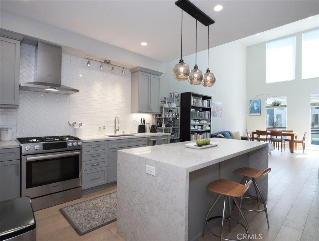 Photo of Listing #SB26058586