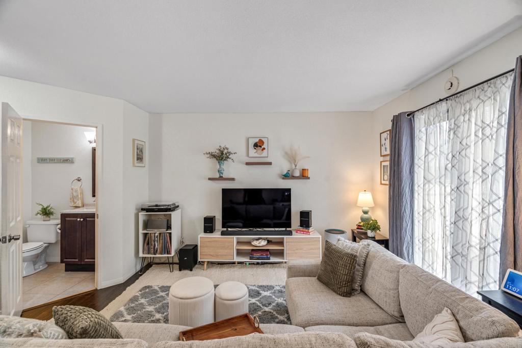 Photo of Listing #PTP2602120