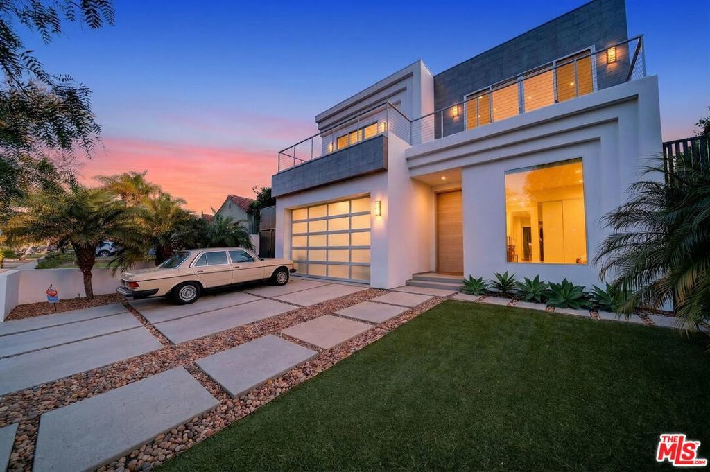 Photo of Listing #26665497