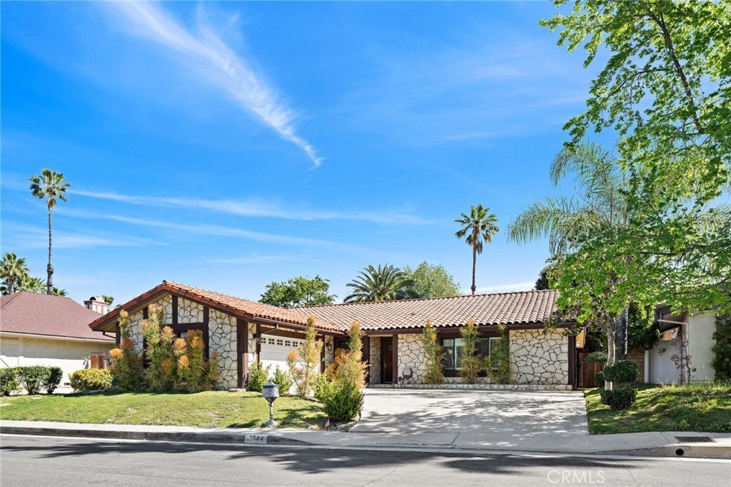 Photo of Listing #SR26059490