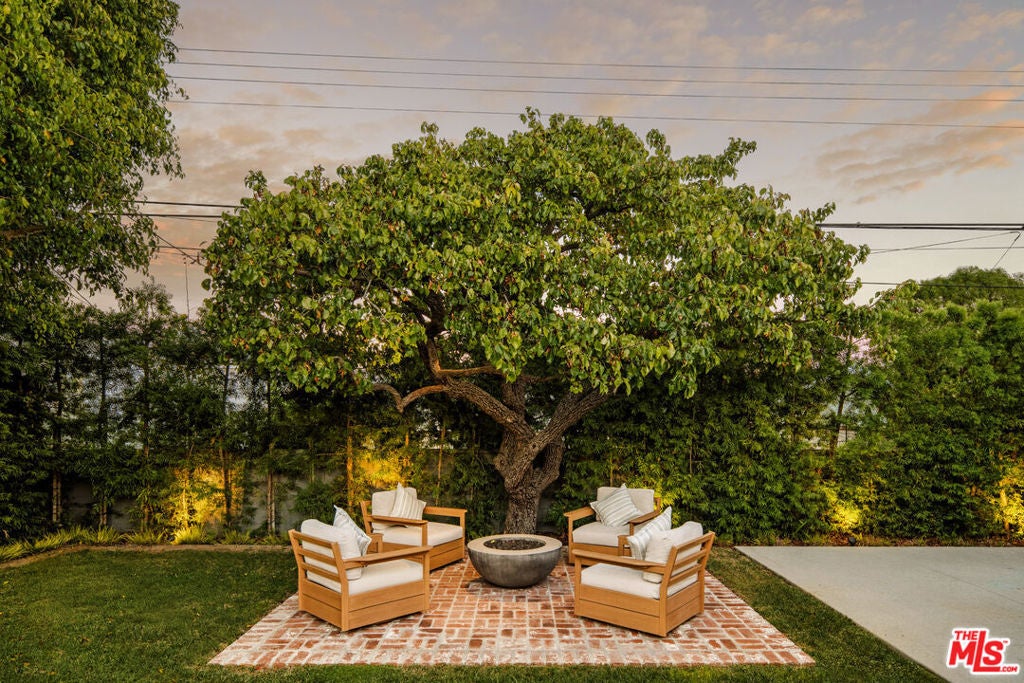 Photo of Listing #26665331