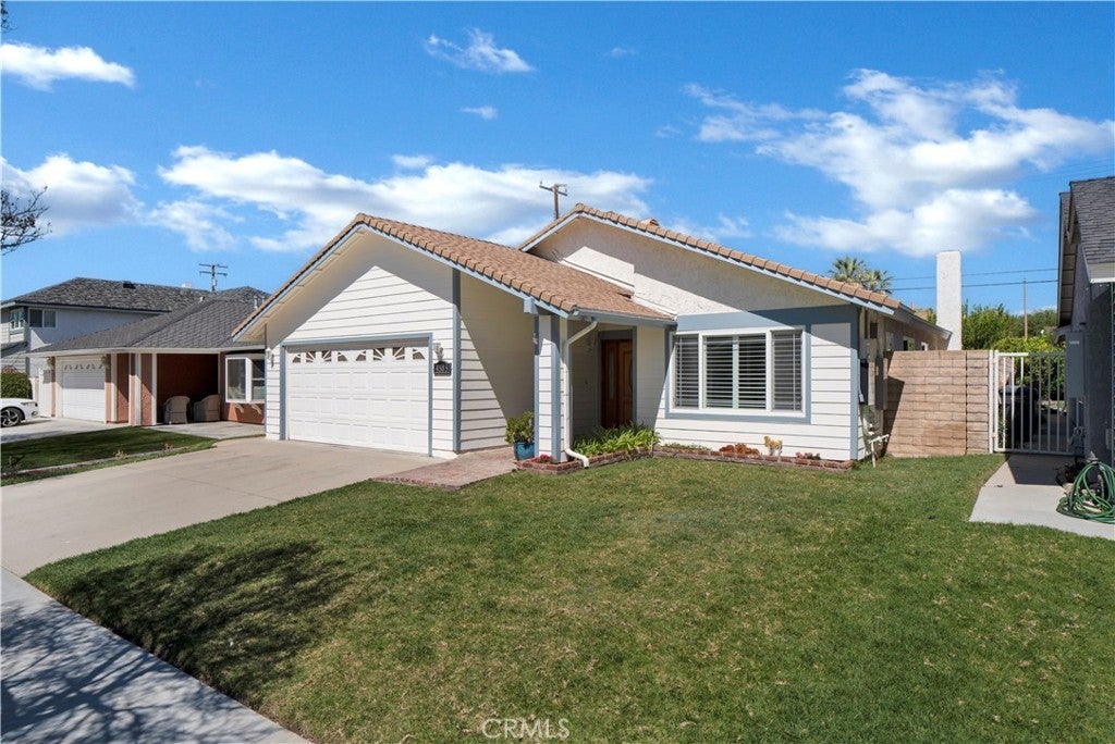 Photo of Listing #SR26060606