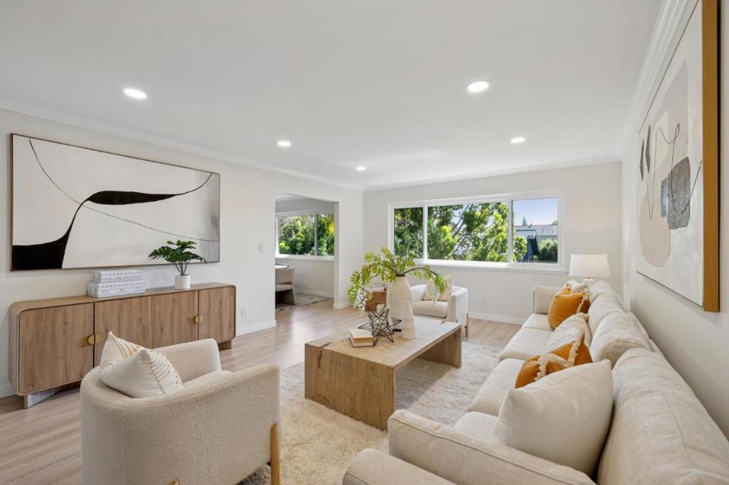 Photo of Listing #ML82039496