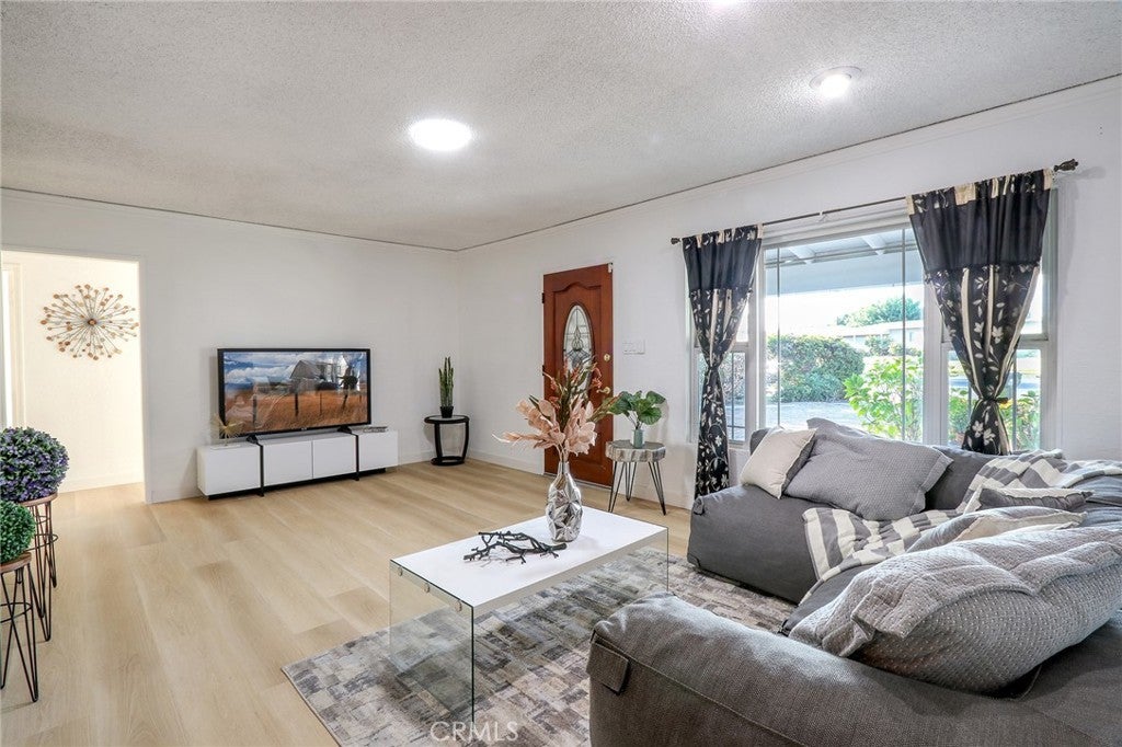 Photo of Listing #WS26056928