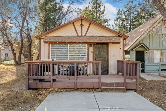 594 Los Angeles Avenue, Sugarloaf