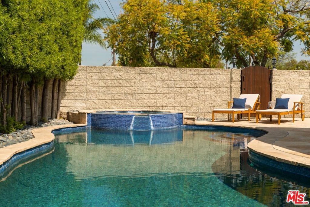 Photo of Listing #26667073