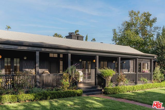 250 S Chadbourne Avenue, Los Angeles