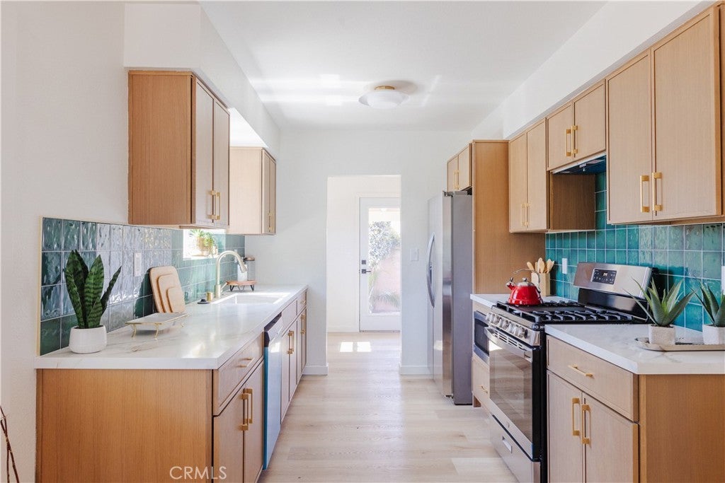 Photo of Listing #DW26060934