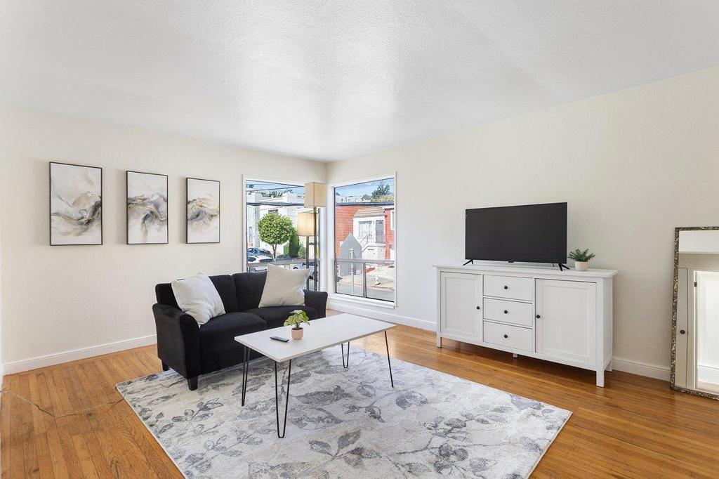 Photo of Listing #ML82037551