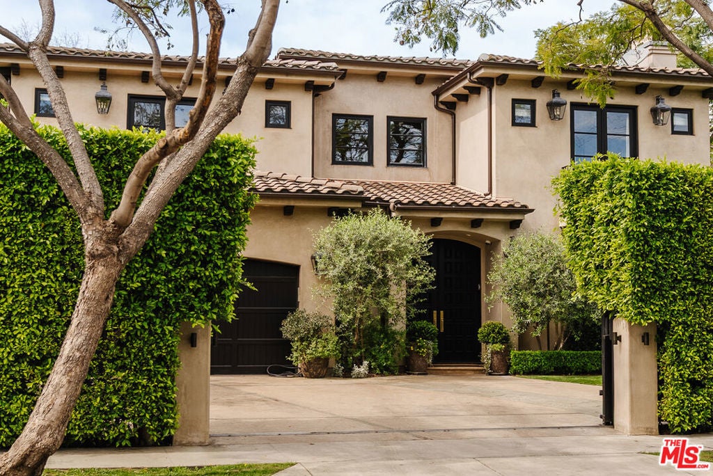 Photo of Listing #26667459