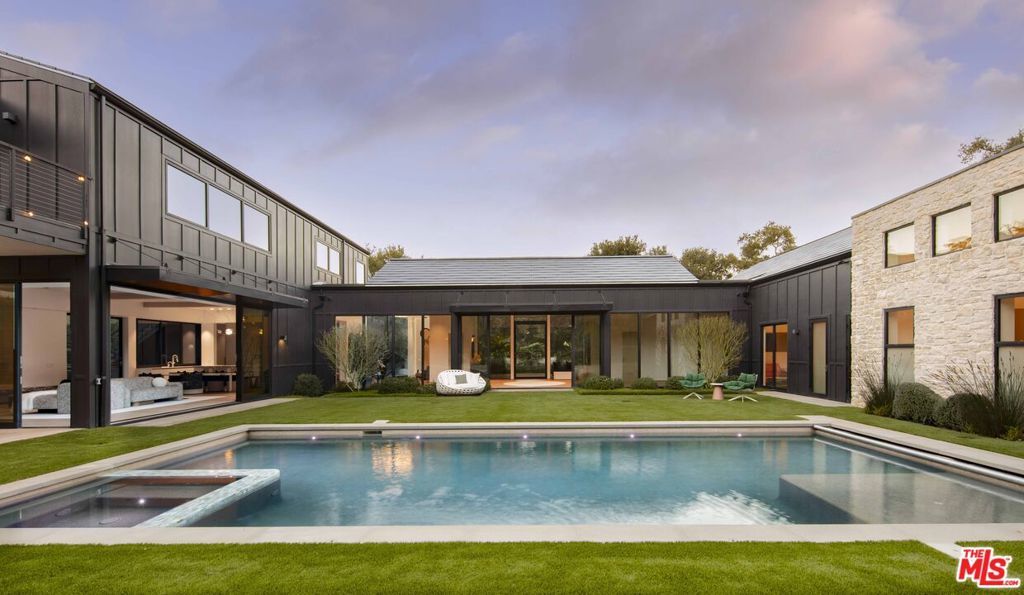 Photo of Listing #26666619