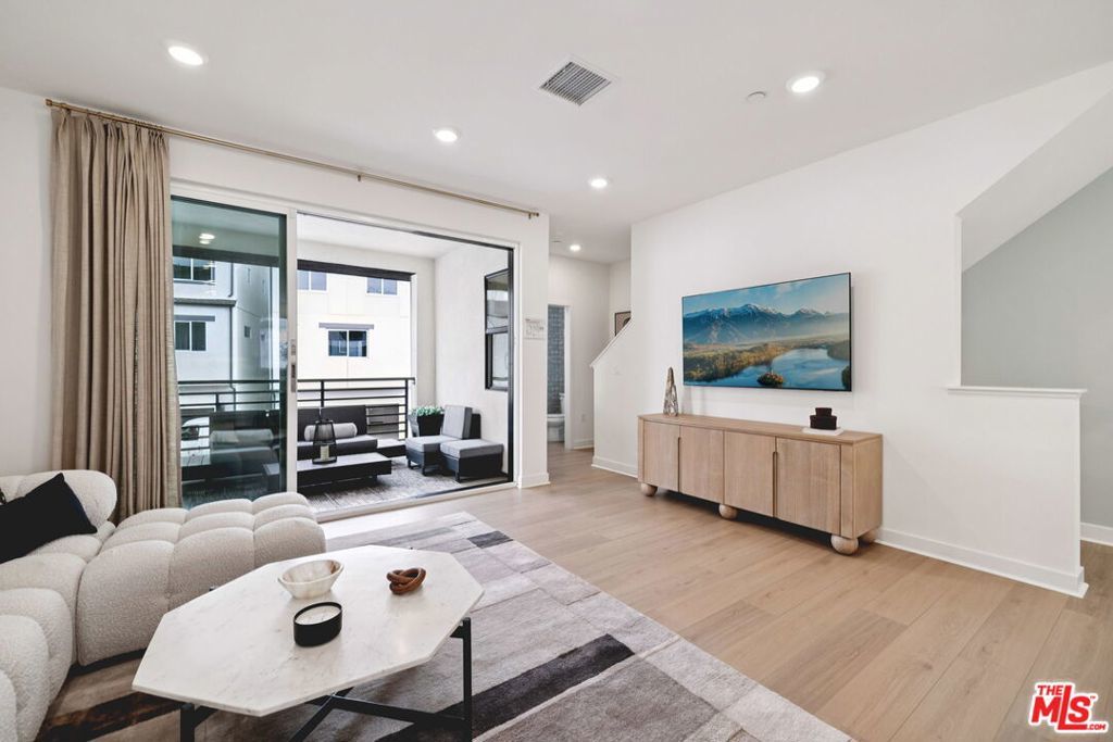 Photo of Listing #26667617