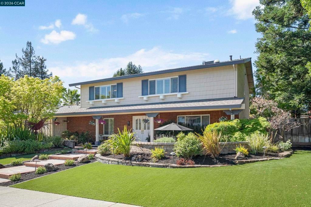 Photo of Listing #41128043