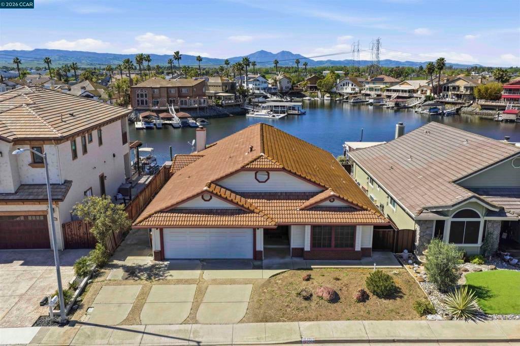 Photo of Listing #41128046