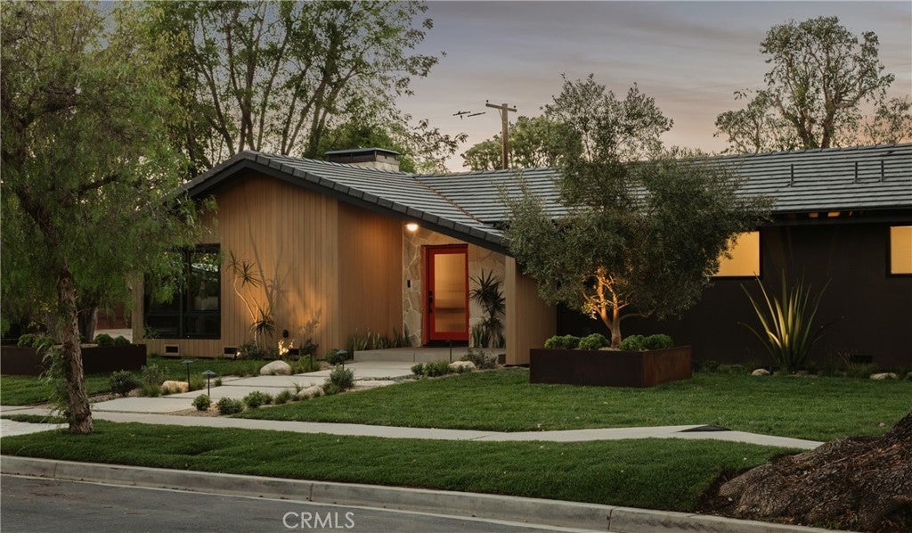 Photo of Listing #OC26027199