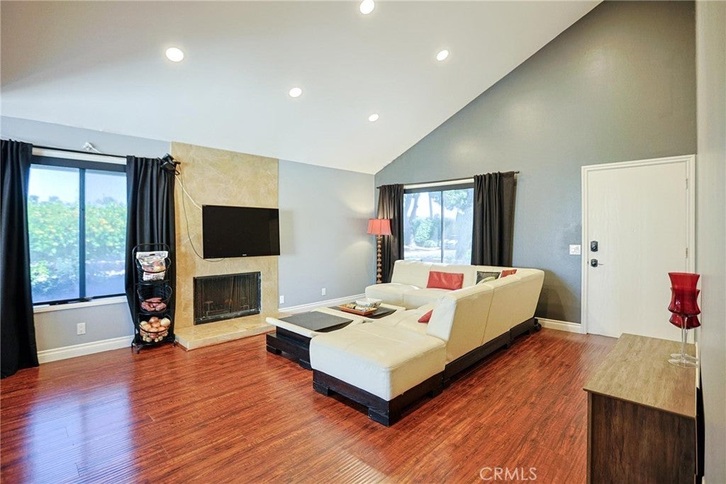 Photo of Listing #OC26060640