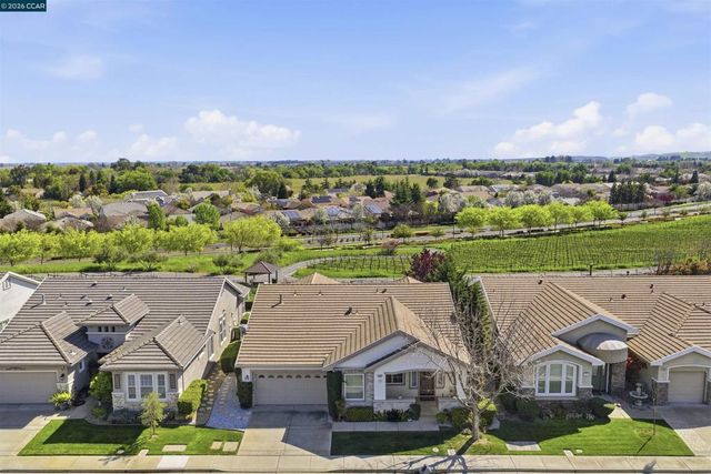 1463 Bismarck Ln, Brentwood