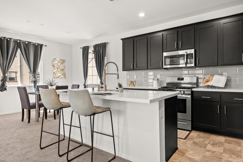 Photo of Listing #PTP2602167