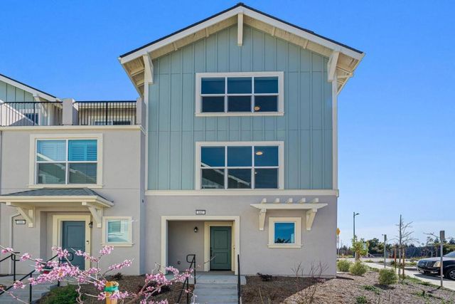102 Skyline Vista Way, Watsonville