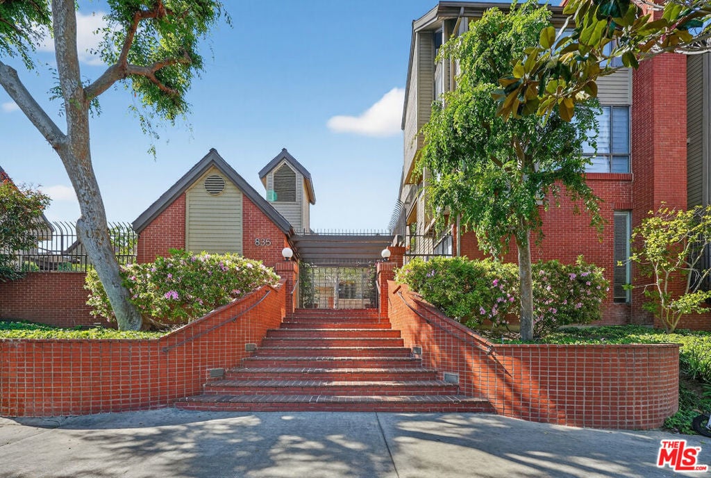 Photo of Listing #26667515