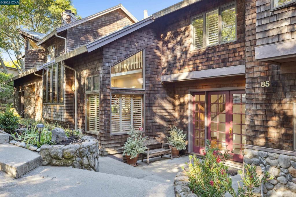 Photo of Listing #41128093