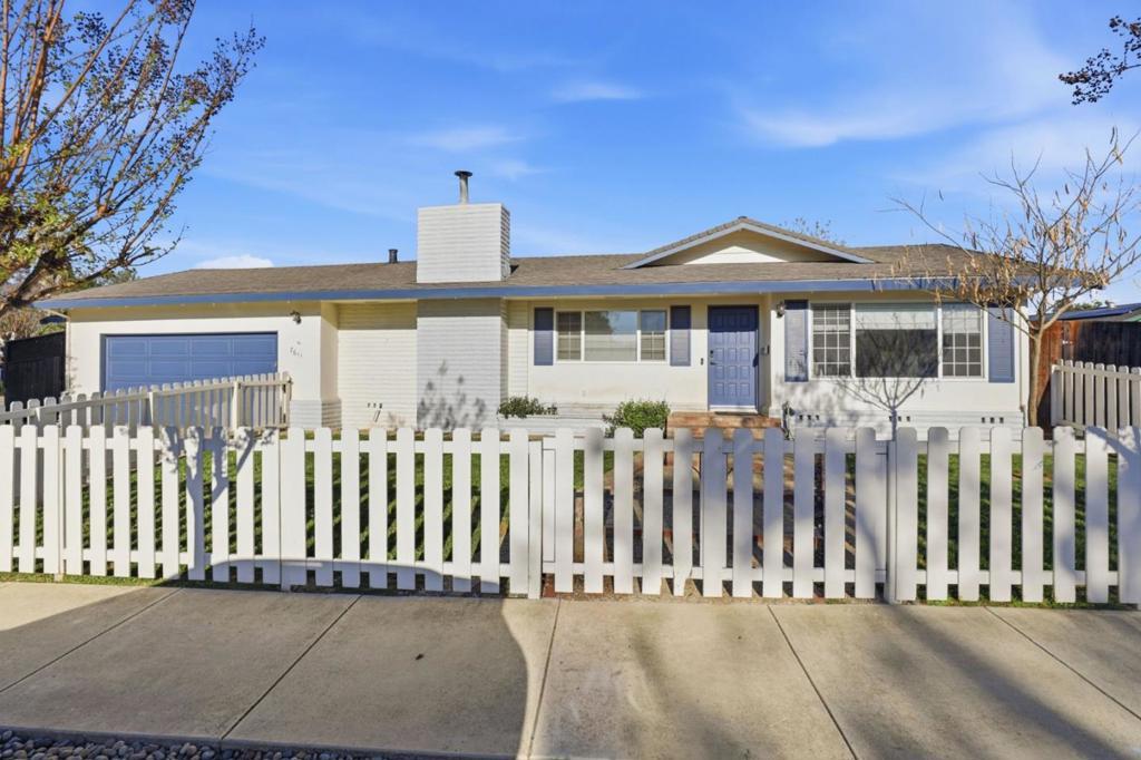 Photo of Listing #ML82037185