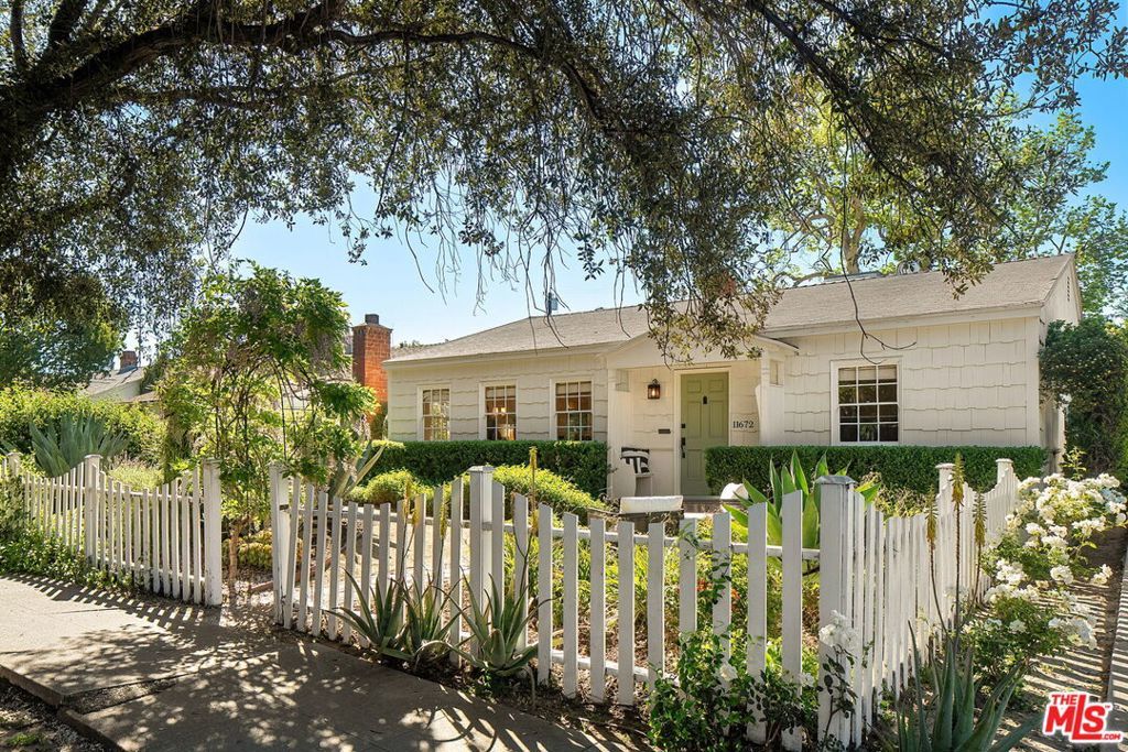 Photo of Listing #26667899