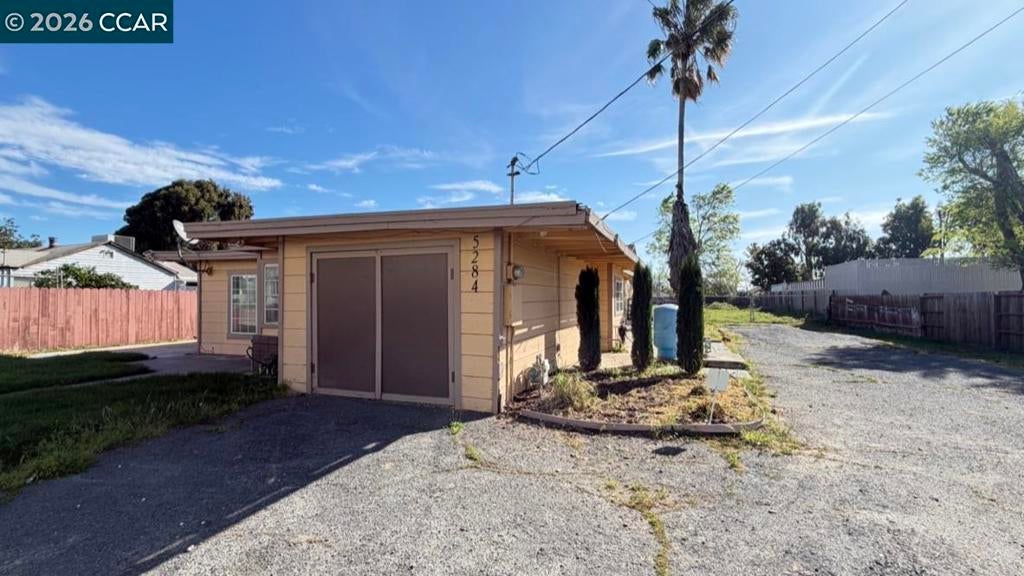 Photo of Listing #41128138