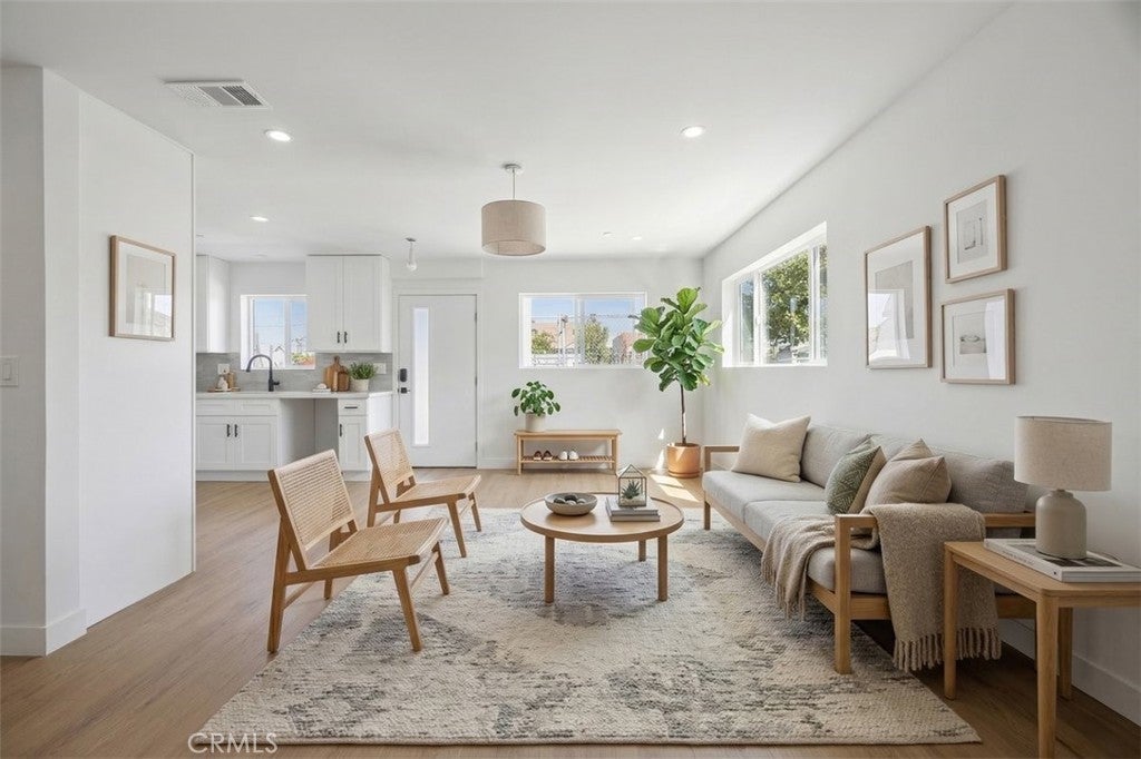 Photo of Listing #PF26062001