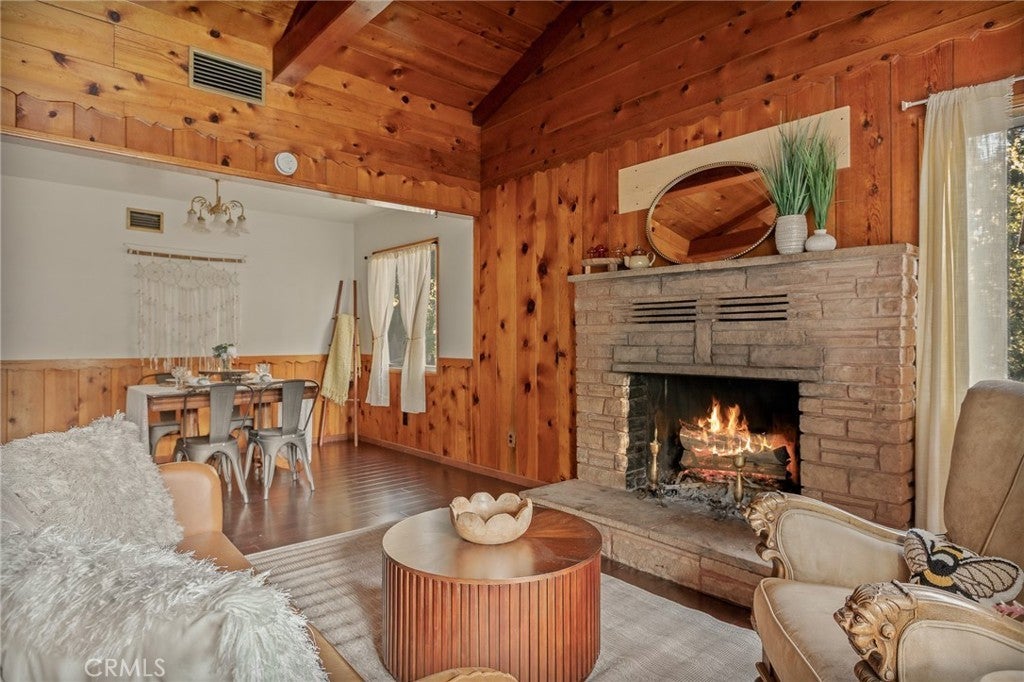 Photo of Listing #IG26061093