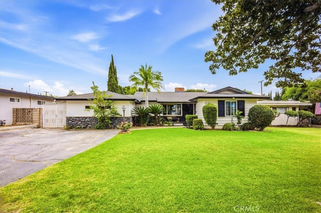 Photo of Listing #CV26062172