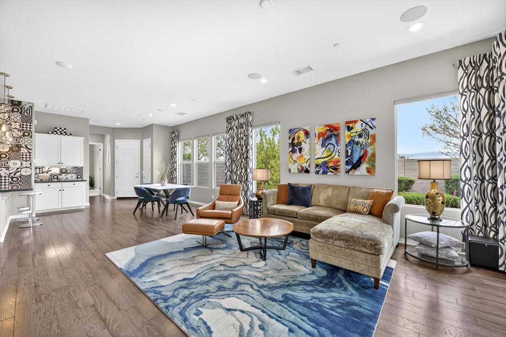 Photo of Listing #219145250DA