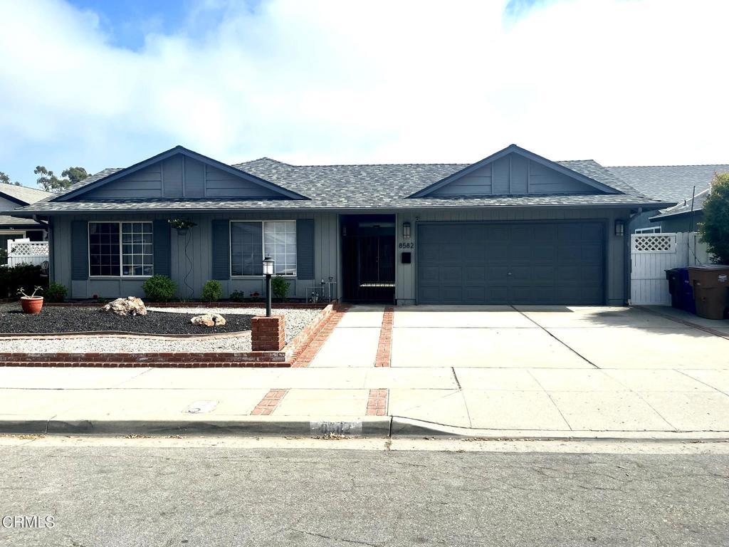 Photo of Listing #V1-35333