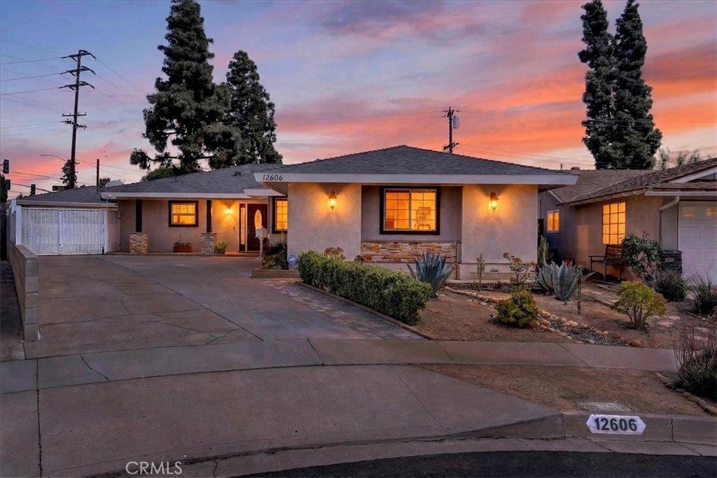 Photo of Listing #DW26060887