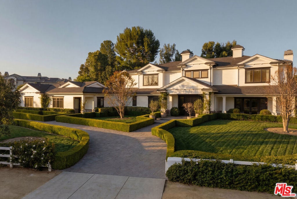 Photo of Listing #26663319