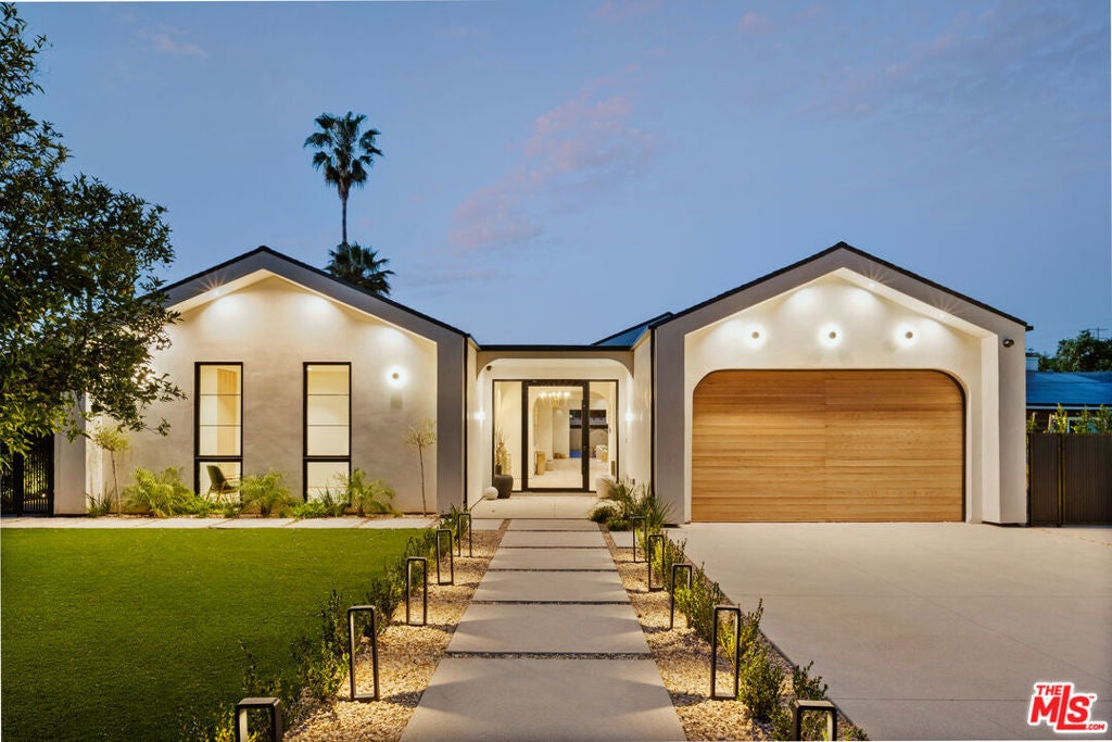 Photo of Listing #26667521