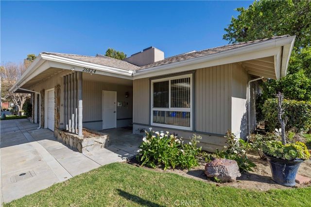 26824 Circle Of The Oaks, Newhall