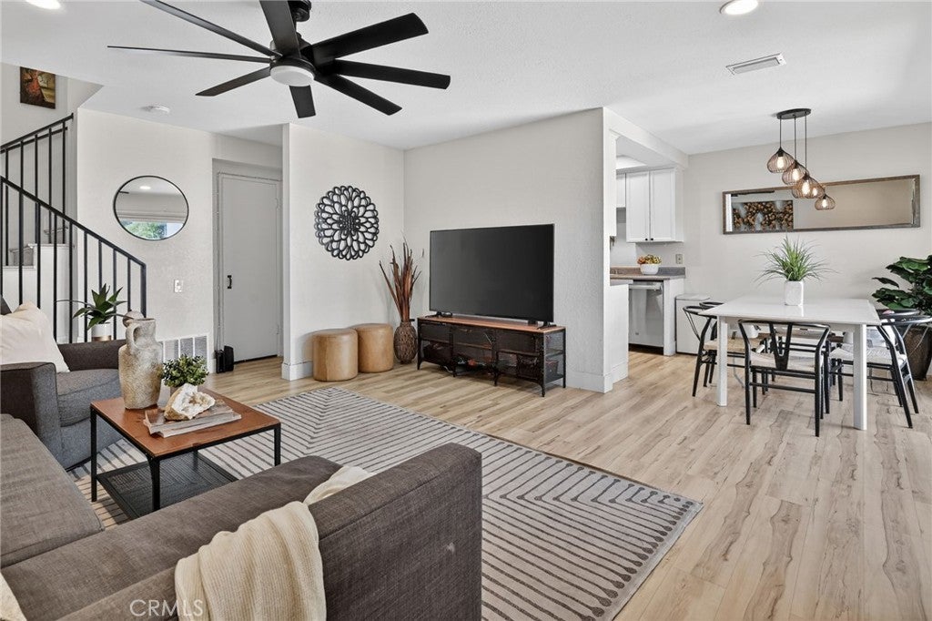 Photo of Listing #PW26062643