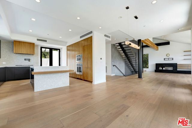 3761 Glenridge Drive, Sherman Oaks